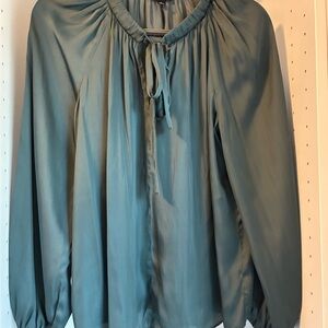 Current Air Teal/Green Satin Blouse; Perfect for the Holiday Season 🎄🎄🎄